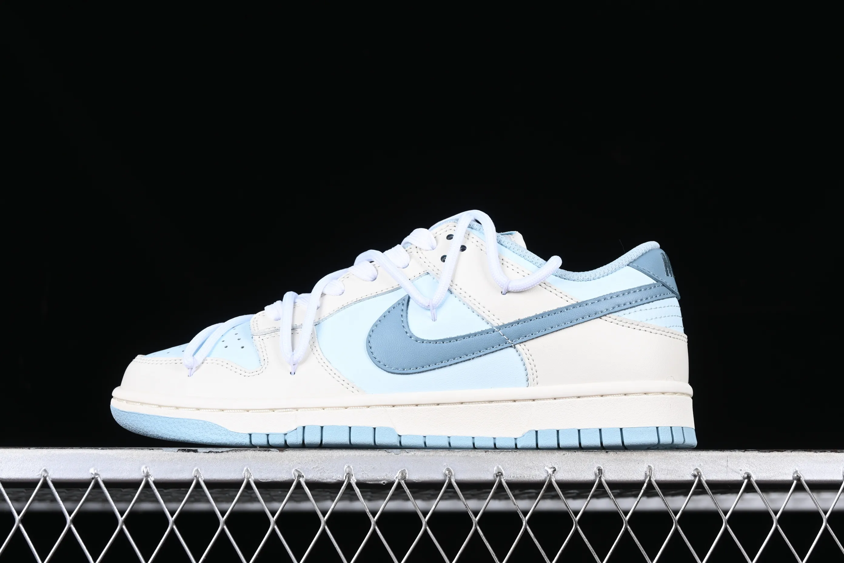 All categories Nk SB Dunk series Nk SB Dunk Low low-top sneakers Nk Dunk Low milk blue customized version of deconstructed strap casual sneakers DD1503-123